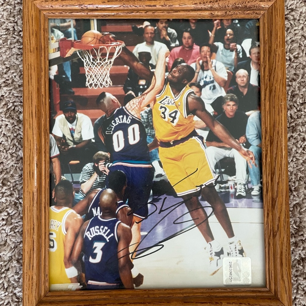 Signed Lakers Shaquille O’Neal Picture